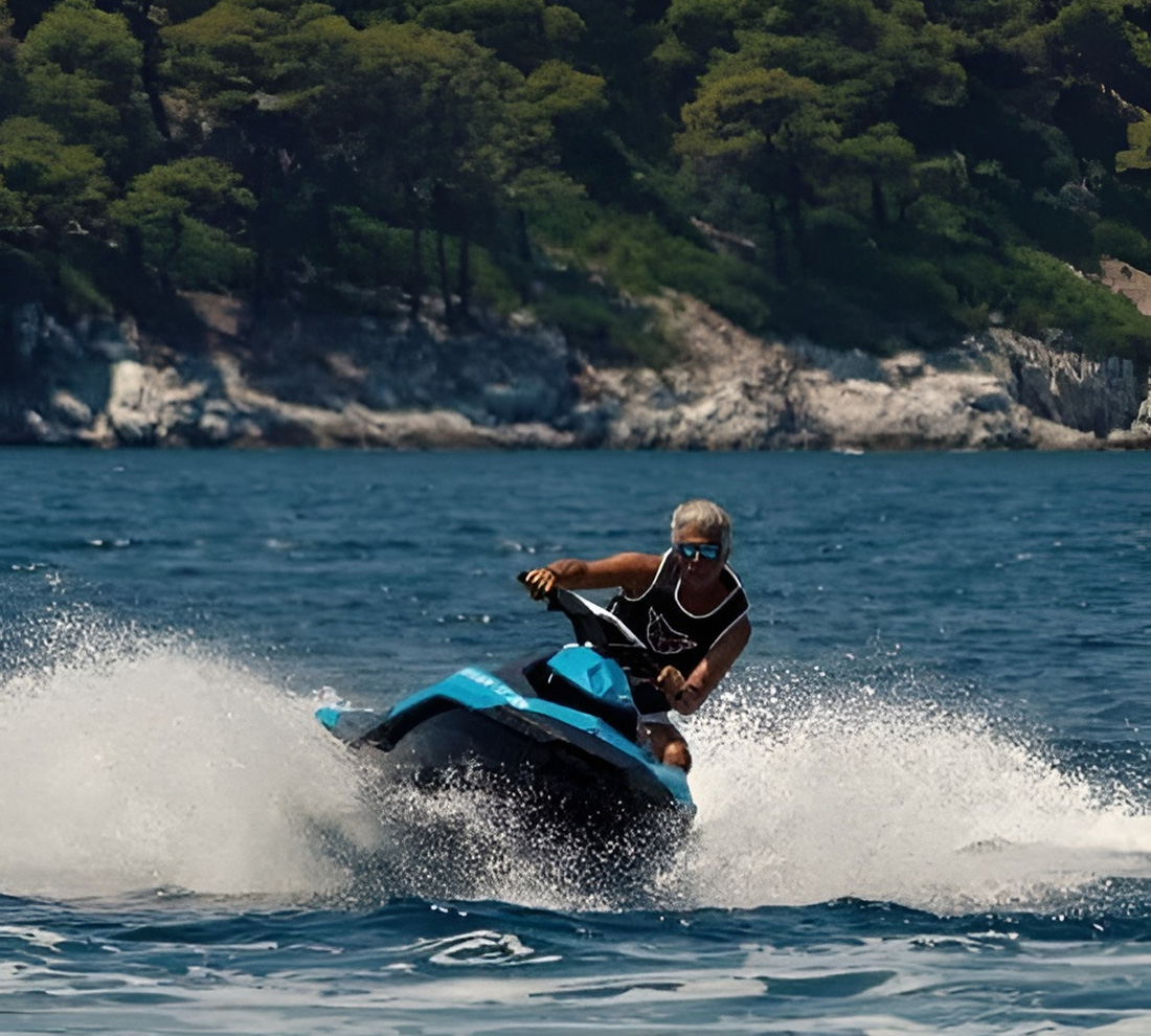 jet-skiing-22 Extreme Sports Jet Skiing